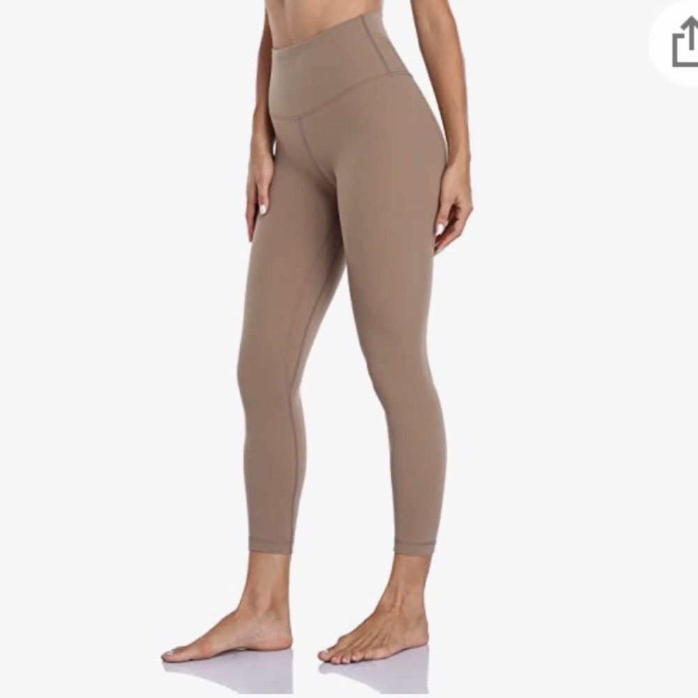 Hawthorn Tan Athletic Leggings Size: Small